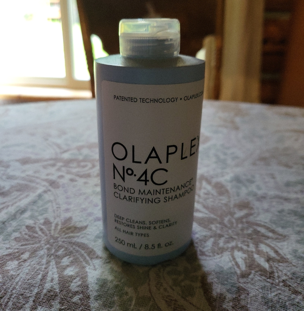 OLAPLEX No.4C Clarifying Shampoo — Pale Blue Bottle Brand New Sealed 8.5 oz